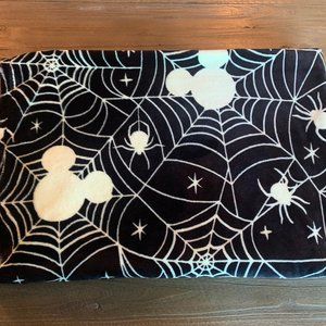 Disney Mickey Halloween Spider Web Blanket